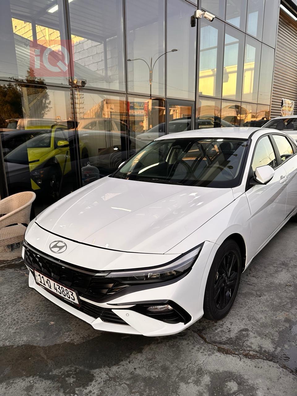 Hyundai Elantra